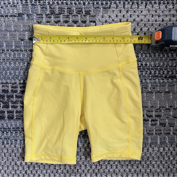 Calia by Carrie Underwood Womens High Rise Bike Shorts in Yellow, Size XS - Picture 2 of 7